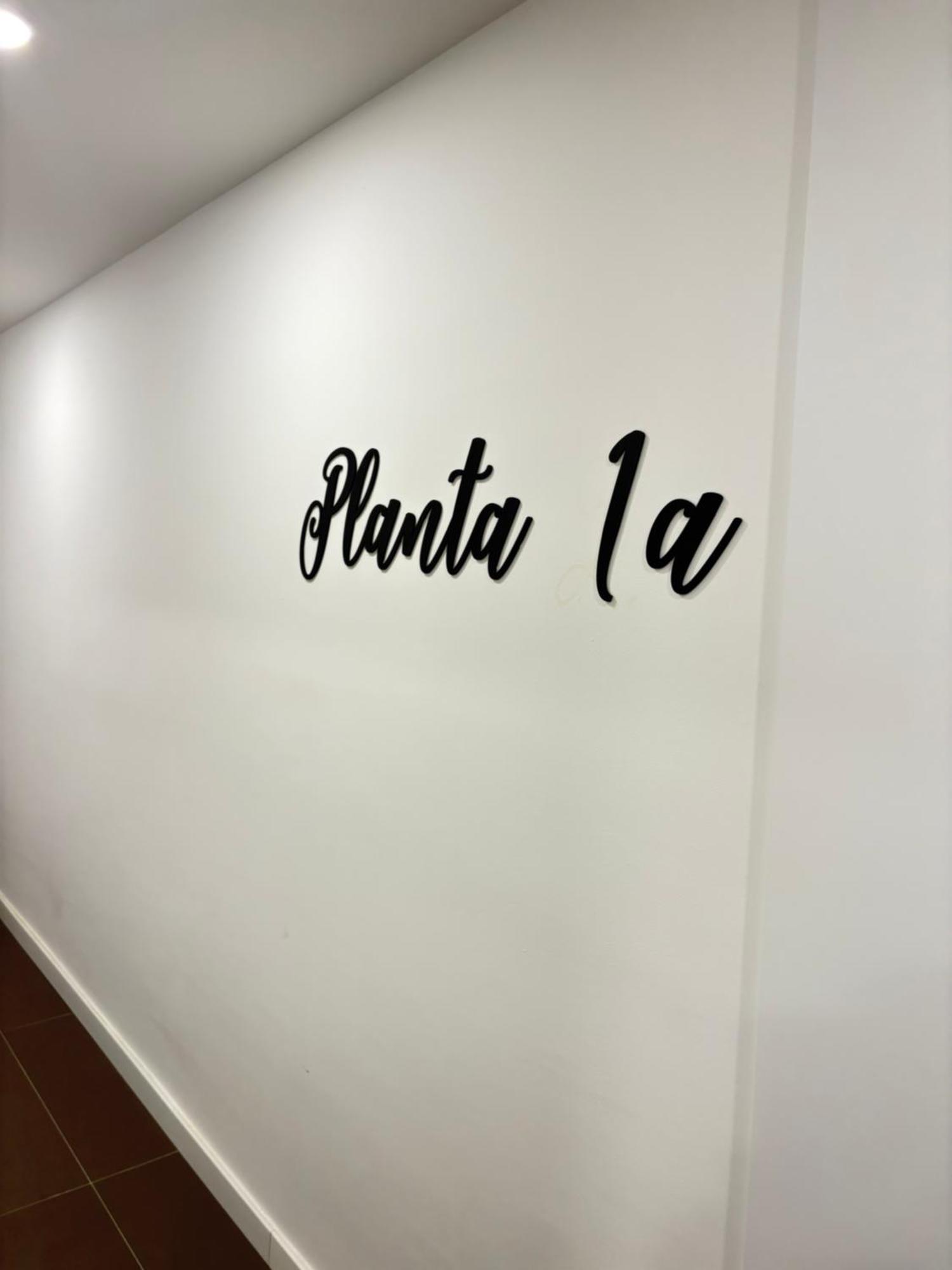 Reusia Apartaments Extérieur photo